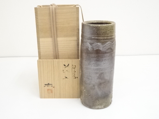 JAPANESE CERAMICS /FLOWER VASE / BIZEN WARE / ARTISAN WORK